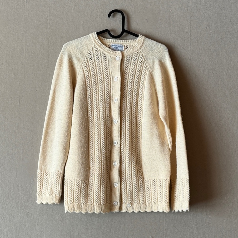 Vintage British Vogue Wintuk Cardigan